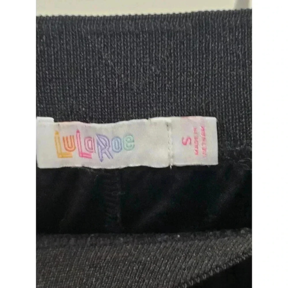 Women's Lularoe Skirt, Size S,‎ Black Multi colored patterns - Picture 4 of 7